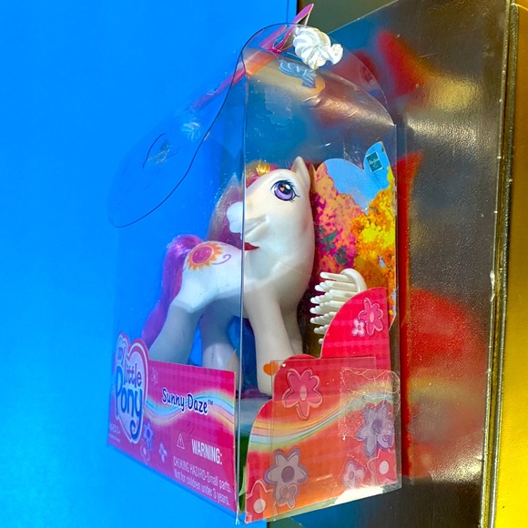 MY LITTLE PONY G3 VTG 2002 SUNNY DAZE PONY FIGURE & BRUSH ORIGINAL PACKAGE - Picture 8 of 14